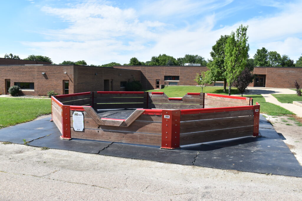 Prairie and Lathem Park play court.